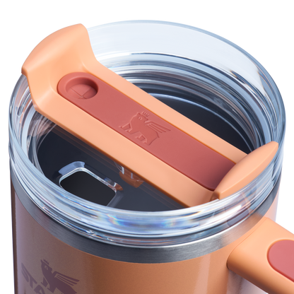 Large Capacity The Quencher H2.0 Flowstate Tumbler D050X - Double-Wall Vacuum Insulated Travel Tumbler with Straw Detail