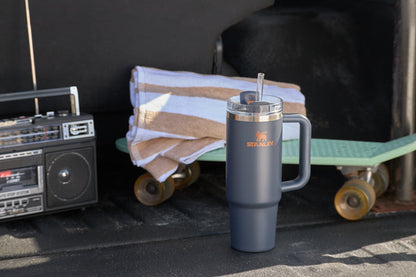 Double-Wall Vacuum The Quencher H2.0 Flowstate Tumbler  | Stanley Create D332L - Double-Wall Vacuum Insulated Travel Tumbler with Straw Detail